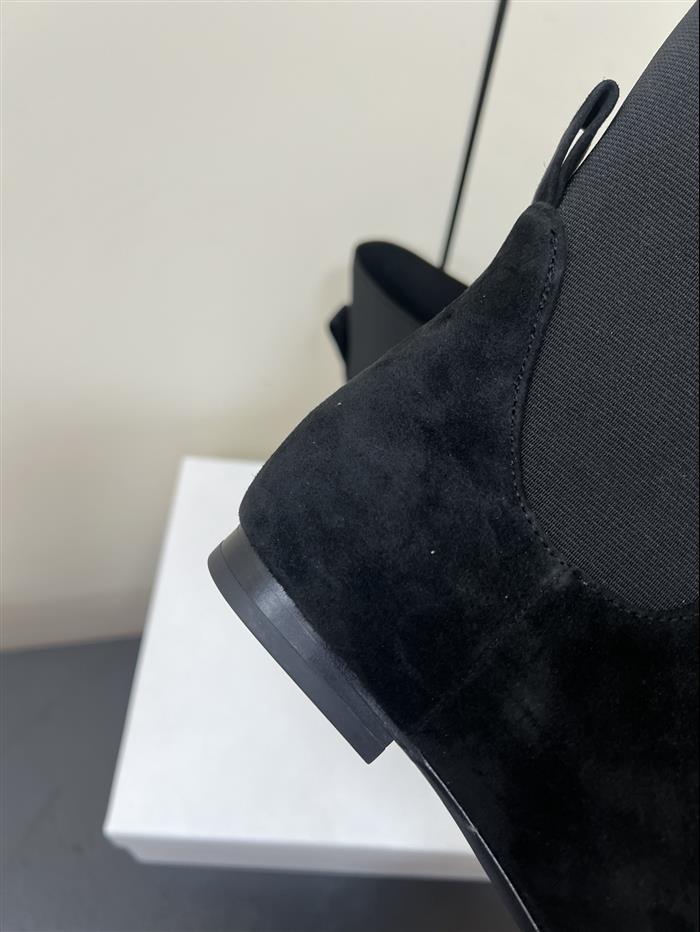 20251128174314731 370